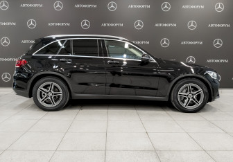 Подержанный автомобиль Mercedes-Benz GLC Coupe 2021 года (4 фото)