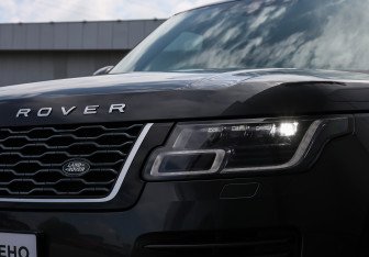 Подержанный автомобиль Land Rover Range Rover 2019 года (25 фото)