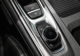 Подержанный автомобиль Chery Arrizo 8 2024 года (16 фото)