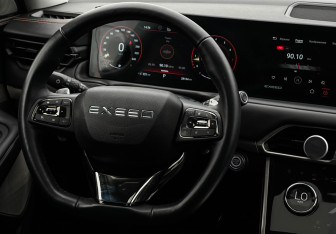 Подержанный автомобиль Exeed TXL 2023 года (14 фото)