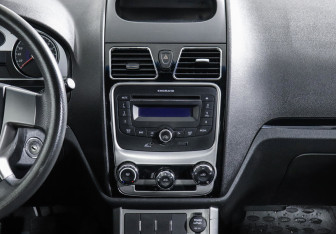 Подержанный автомобиль Geely Emgrand EC7 Sedan 2014 года (8 фото)