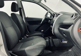 Подержанный автомобиль Datsun on-DO 2017 года (6 фото)