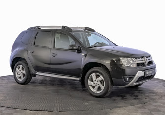 Подержанный автомобиль Renault Duster 2018 года (3 фото)