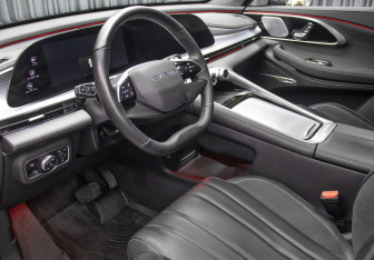 Подержанный автомобиль Exeed TXL 2024 года (15 фото)