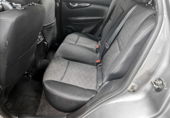 Подержанный автомобиль Nissan Qashqai 2018 года (12 фото)