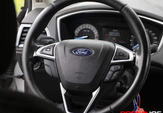 Подержанный автомобиль Ford Mondeo Sedan 2017 года (17 фото)