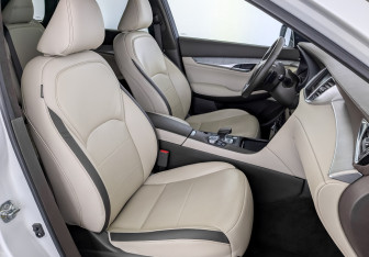 Подержанный автомобиль Infiniti QX50 2021 года (24 фото)