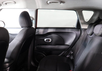 Подержанный автомобиль Kia Soul 2015 года (12 фото)