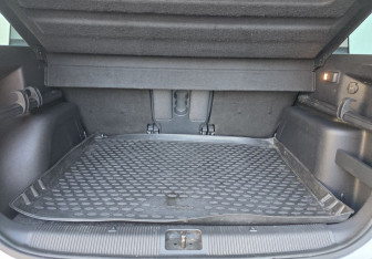 Подержанный автомобиль Skoda Yeti 2014 года (19 фото)