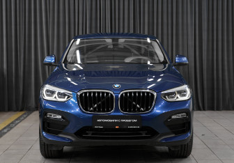 Подержанный автомобиль BMW X4 2019 года (2 фото)