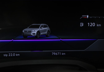 Подержанный автомобиль Volkswagen Touareg 2019 года (12 фото)