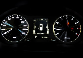 Подержанный автомобиль Chery Tiggo 4 2022 года (13 фото)