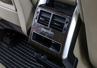 Подержанный автомобиль Land Rover Range Rover Sport 2013 года (20 фото)