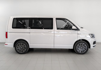 Подержанный автомобиль Volkswagen Caravelle 2019 года (4 фото)