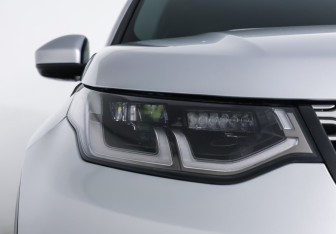 Подержанный автомобиль Land Rover Discovery Sport 2019 года (24 фото)