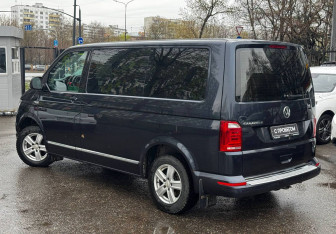Подержанный автомобиль Volkswagen Caravelle 2018 года (6 фото)