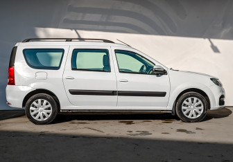 Подержанный автомобиль LADA (ВАЗ) Largus Wagon 2021 года (4 фото)