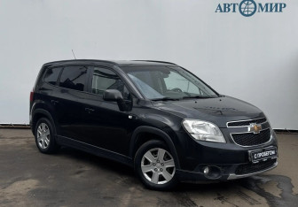 Подержанный автомобиль Chevrolet Orlando 2013 года (3 фото)