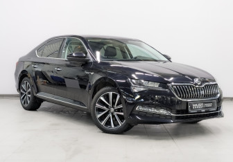 Подержанный автомобиль Skoda Superb Liftback 2025 года (4 фото)