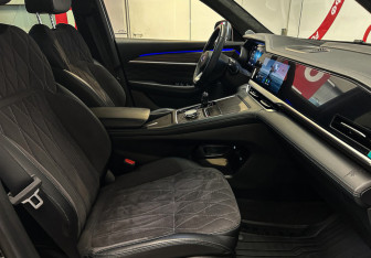 Подержанный автомобиль Geely Monjaro 2025 года (7 фото)