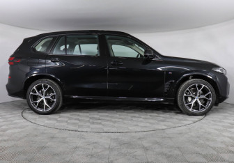 Новый BMW X5 2025 (6 фото)