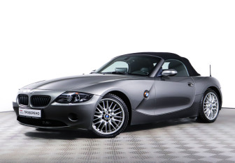 Подержанный автомобиль BMW Z4 Roadster 2004 года (2 фото)