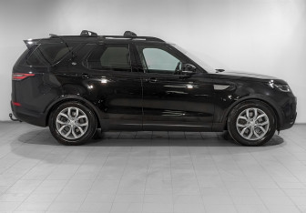 Подержанный автомобиль Land Rover Discovery 2017 года (4 фото)