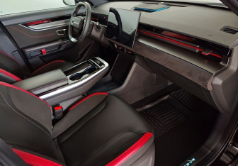 Подержанный автомобиль Jetour Dashing 2023 года (11 фото)
