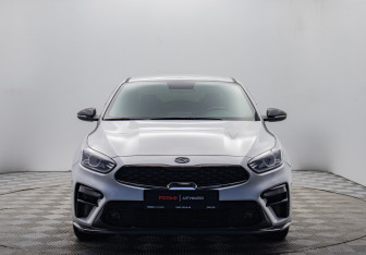 Подержанный автомобиль Kia Cerato Sedan 2020 года (8 фото)