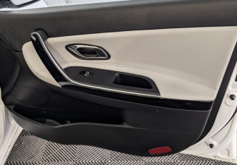 Подержанный автомобиль Kia Ceed Wagon 2018 года (25 фото)