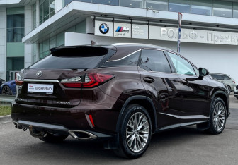 Подержанный автомобиль Lexus RX 2016 года (5 фото)