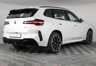Новый BMW X3 2025 (2 фото)