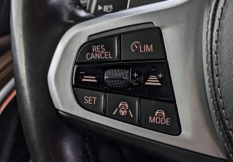 Подержанный автомобиль BMW X6 2020 года (29 фото)