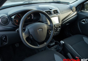 Подержанный автомобиль LADA (ВАЗ) Granta Liftback 2024 года (11 фото)