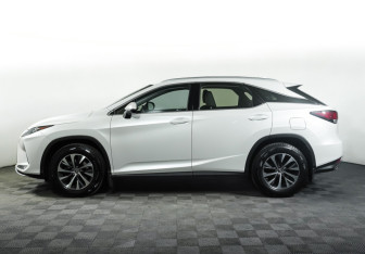 Подержанный автомобиль Lexus RX 2020 года (8 фото)