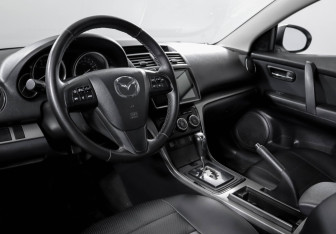 Подержанный автомобиль Mazda 6 Sedan 2011 года (14 фото)