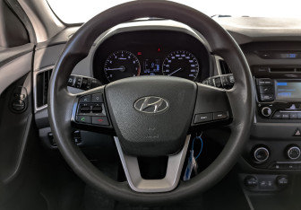 Подержанный автомобиль Hyundai Creta 2018 года (21 фото)