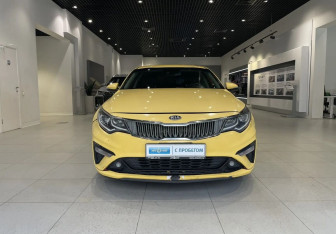 Подержанный автомобиль Kia Optima Sedan 2019 года (2 фото)