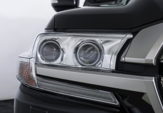 Подержанный автомобиль Toyota Land Cruiser Suv 2018 года (25 фото)