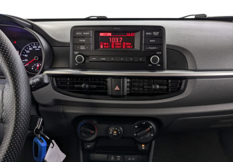 Подержанный автомобиль Kia Morning 2019 года (17 фото)