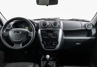 Подержанный автомобиль LADA (ВАЗ) Granta Sedan 2017 года (8 фото)