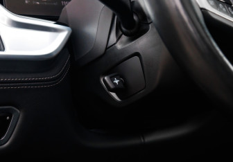 Подержанный автомобиль BMW X7 2023 года (22 фото)