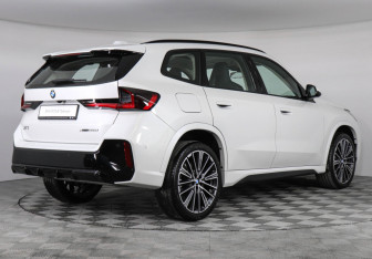 Новый BMW X1 2025 (2 фото)