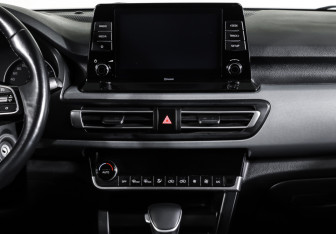 Подержанный автомобиль Kia Seltos 2020 года (14 фото)