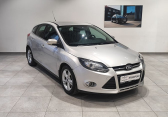 Подержанный автомобиль Ford Focus Hatchback 2012 года (3 фото)