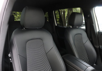 Подержанный автомобиль Mercedes-Benz GLB 2020 года (16 фото)