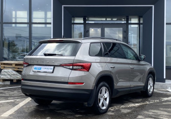 Подержанный автомобиль Skoda Kodiaq 2020 года (5 фото)