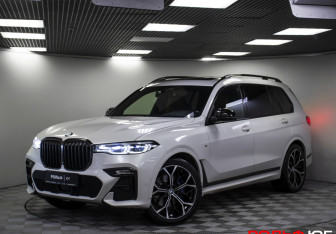 Подержанный автомобиль BMW X7 2019 года (34 фото)