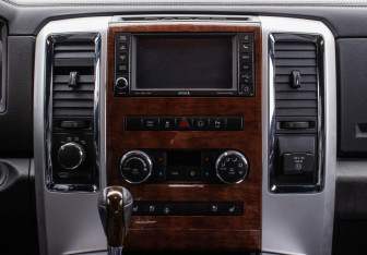 Подержанный автомобиль Dodge RAM 2012 года (12 фото)