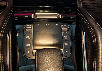 Подержанный автомобиль Mercedes-Benz GLE 2020 года (15 фото)